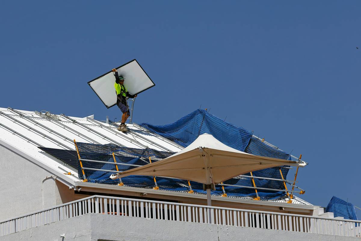 Flexible Solar Panel Adhesive: The Secret to a Durable, Leak-Free Installation (Without Losing Sleep)